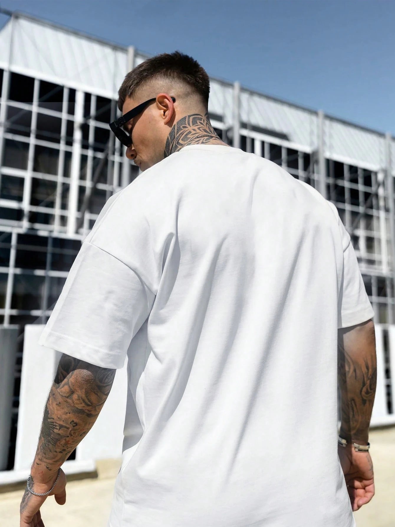 Men Letter Graphic Drop Shoulder Tee